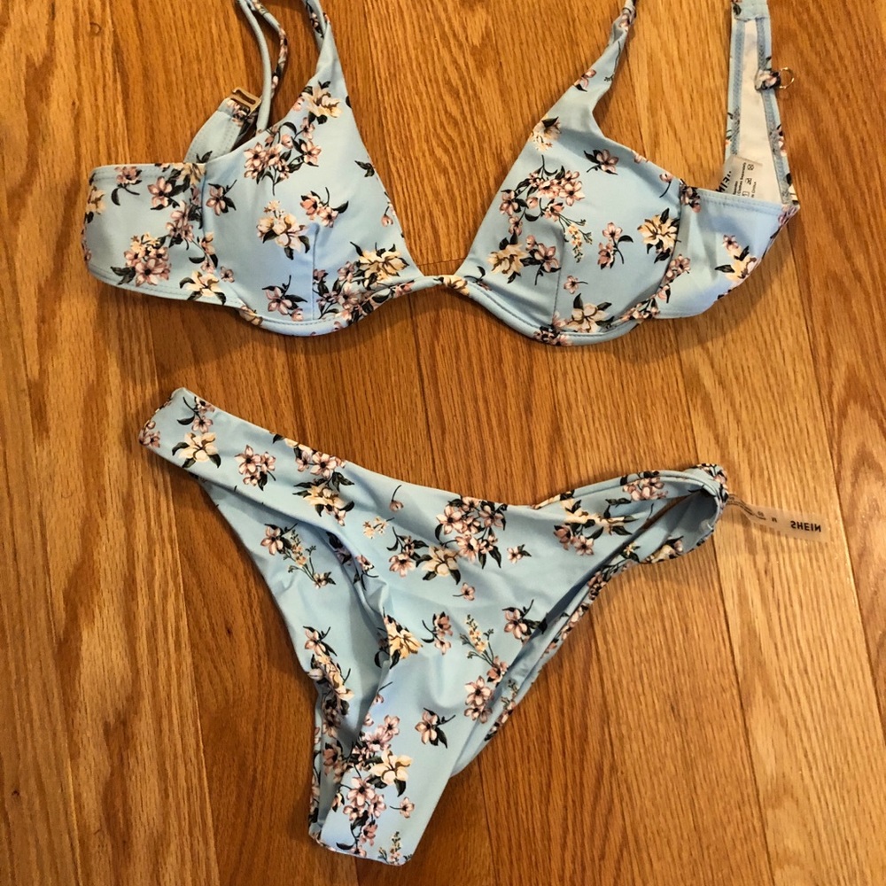 Floral bikini